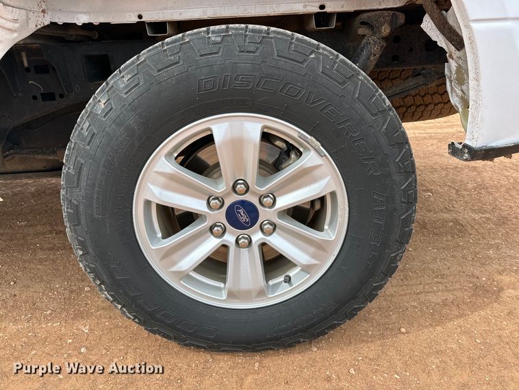 image for item DG4271 2019 Ford F150 SuperCrew pickup truck