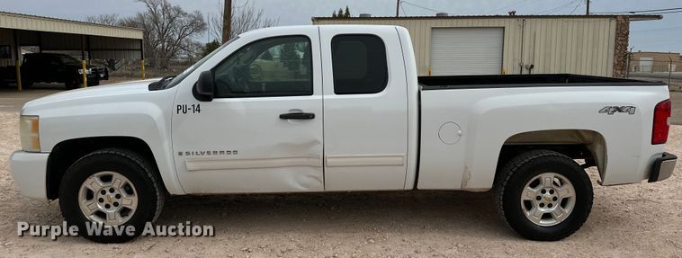 image for item DG4273 2009 Chevrolet  Silverado 1500 Ext. Cab pickup truck