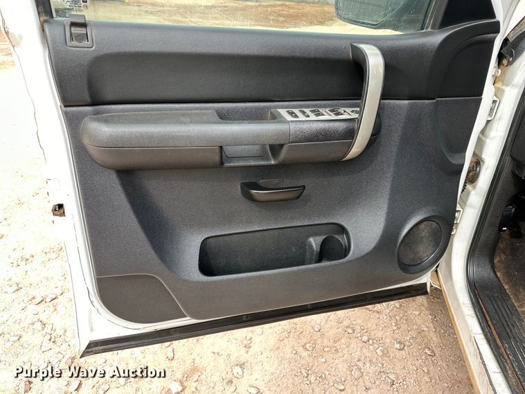 image for item DG4273 2009 Chevrolet  Silverado 1500 Ext. Cab pickup truck