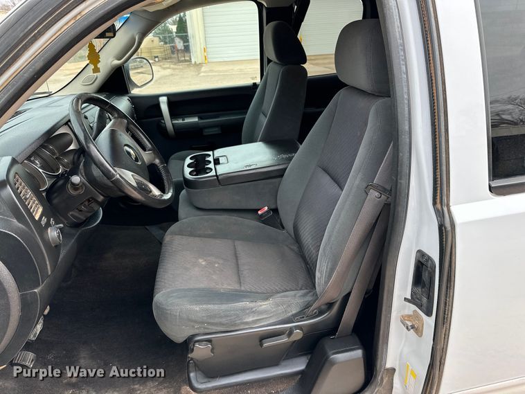 image for item DG4273 2009 Chevrolet  Silverado 1500 Ext. Cab pickup truck