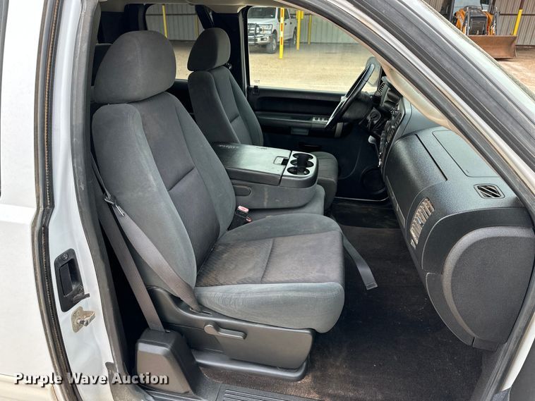 image for item DG4273 2009 Chevrolet  Silverado 1500 Ext. Cab pickup truck