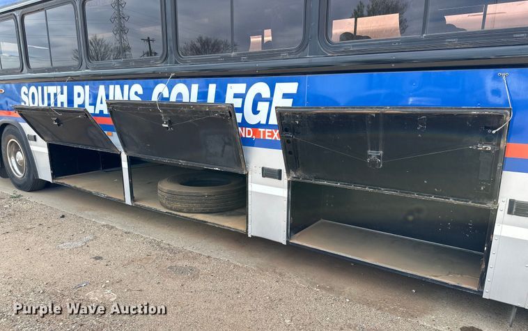 image for item DG4284 2003 Blue Bird coach bus