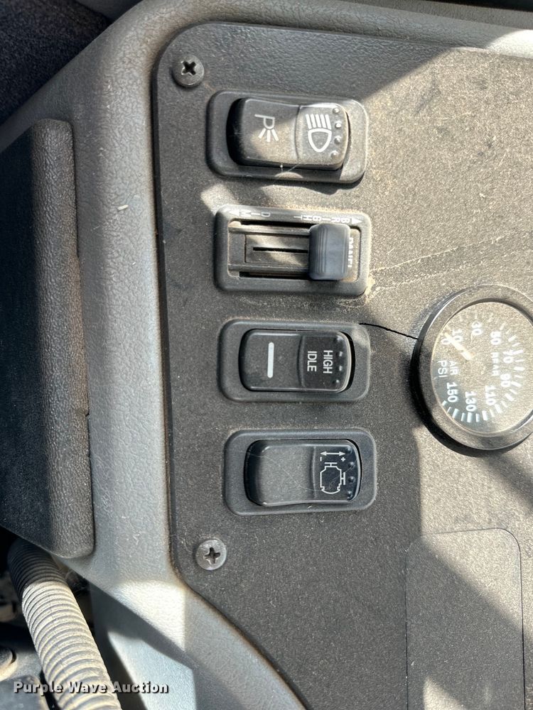 image for item DG4284 2003 Blue Bird coach bus