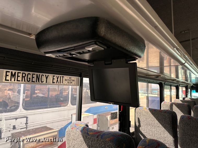 image for item DG4284 2003 Blue Bird coach bus