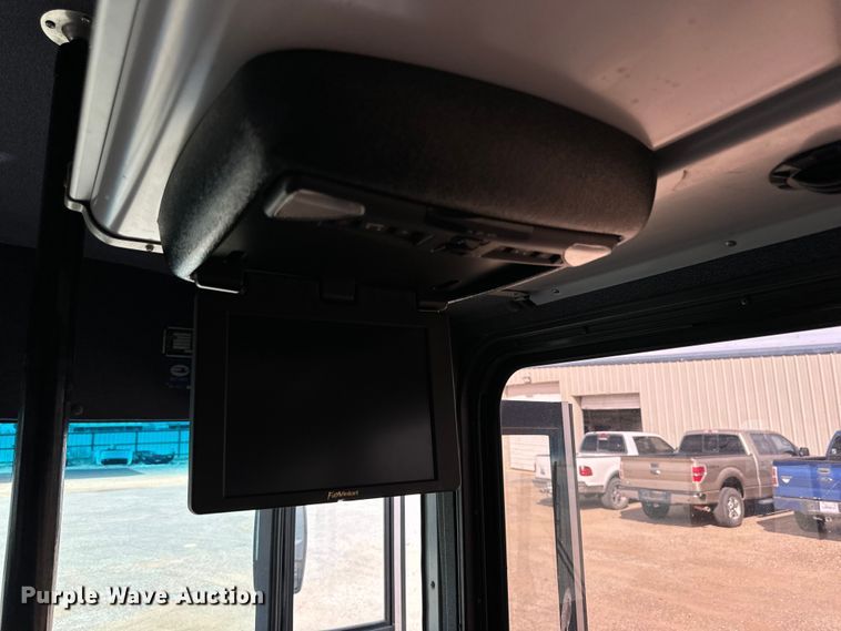 image for item DG4284 2003 Blue Bird coach bus