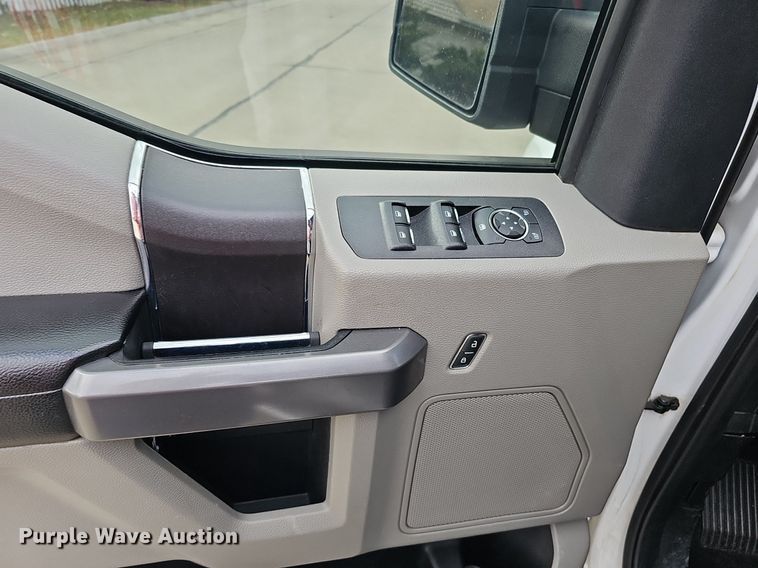 image for item DK0543 2019 Ford F150 SuperCrew pickup truck