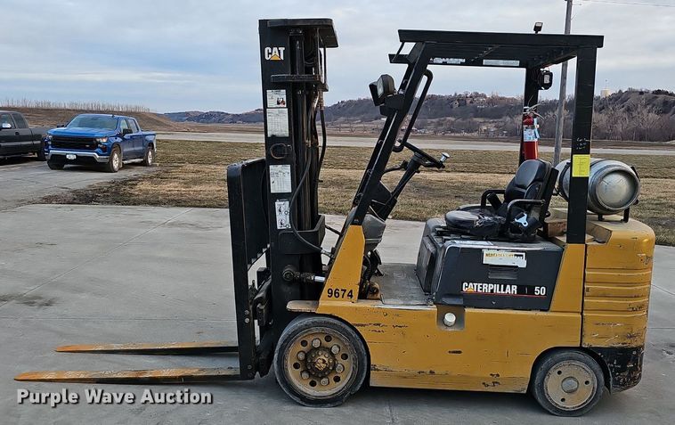 image for item DK0554 Caterpillar GC25 forklift