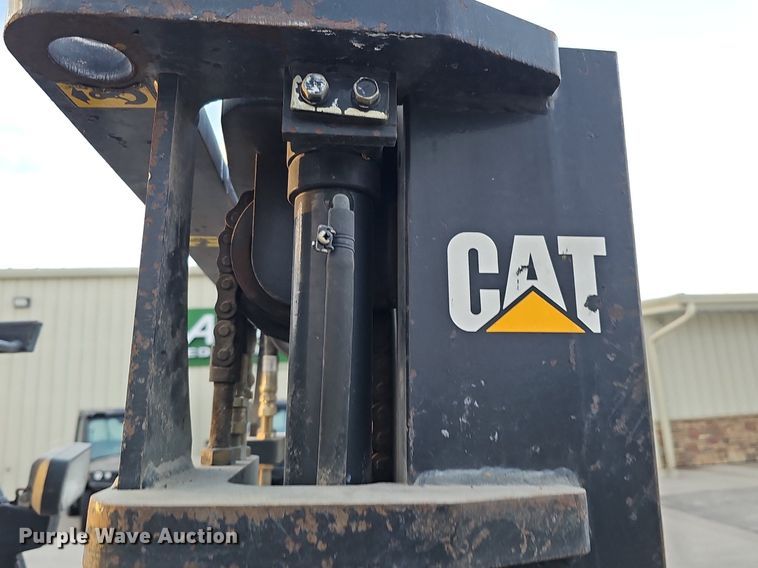 image for item DK0554 Caterpillar GC25 forklift