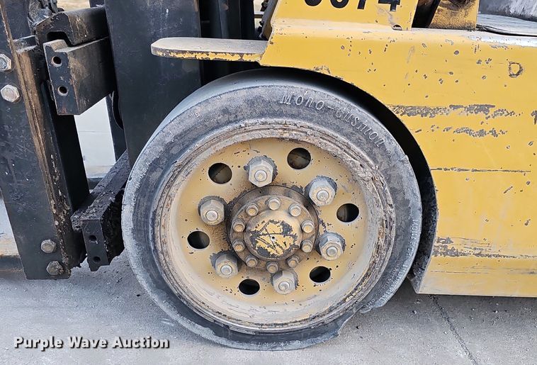 image for item DK0554 Caterpillar GC25 forklift