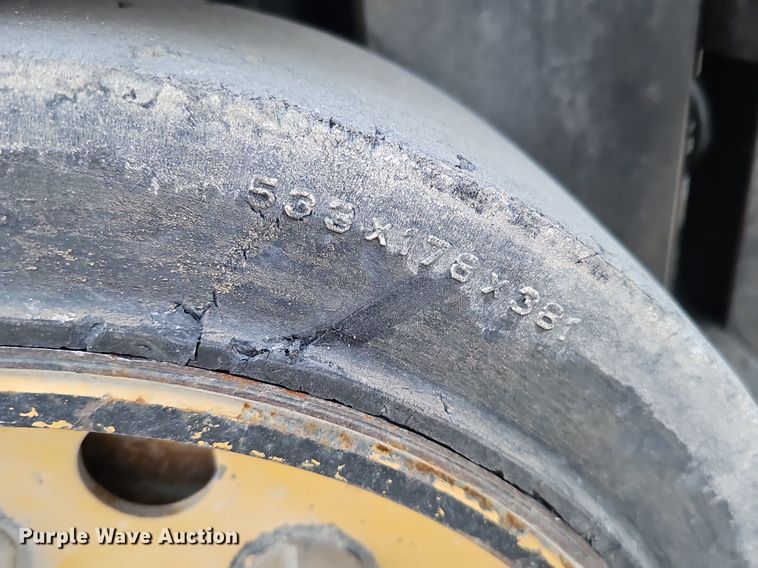 image for item DK0554 Caterpillar GC25 forklift