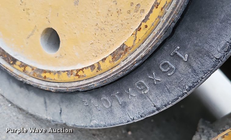 image for item DK0554 Caterpillar GC25 forklift