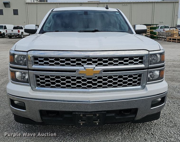 image for item DK0556 2015 Chevrolet Silverado 1500   Double Cab pickup truck