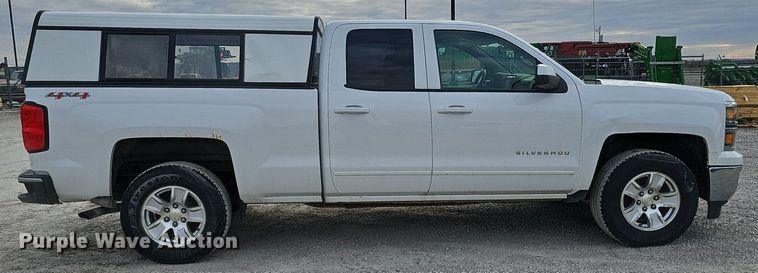 image for item DK0556 2015 Chevrolet Silverado 1500   Double Cab pickup truck