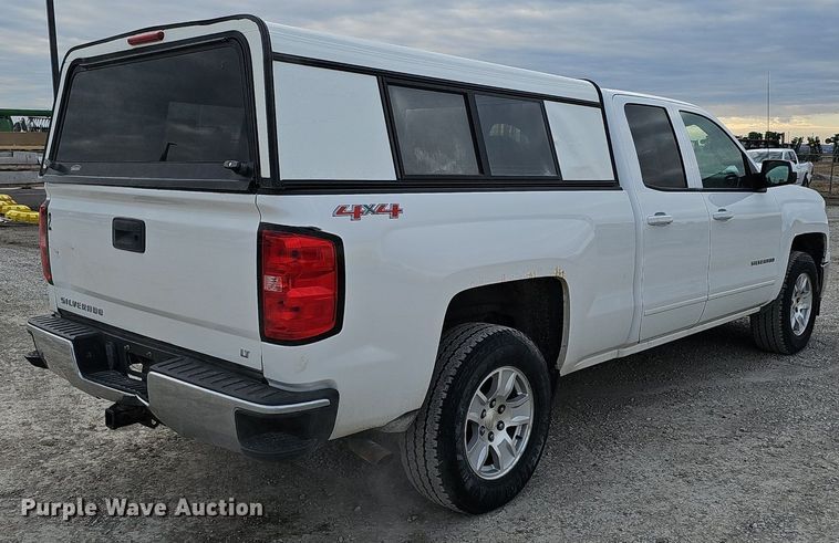 image for item DK0556 2015 Chevrolet Silverado 1500   Double Cab pickup truck