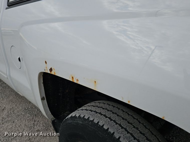 image for item DK0556 2015 Chevrolet Silverado 1500   Double Cab pickup truck