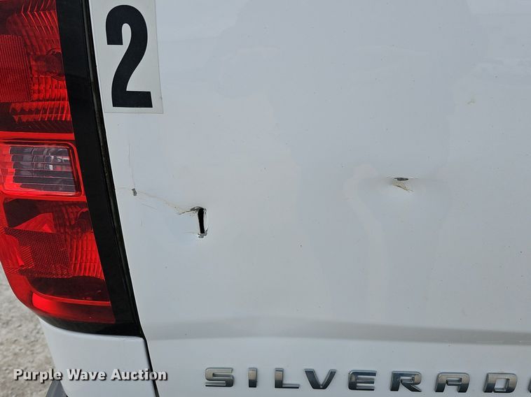 image for item DK0556 2015 Chevrolet Silverado 1500   Double Cab pickup truck