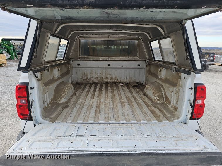 image for item DK0556 2015 Chevrolet Silverado 1500   Double Cab pickup truck