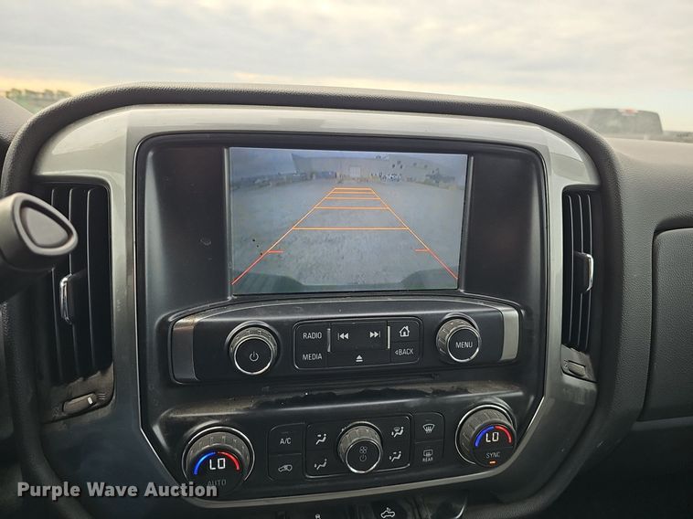 image for item DK0556 2015 Chevrolet Silverado 1500   Double Cab pickup truck