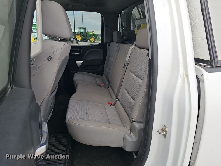 image for item DK0556 2015 Chevrolet Silverado 1500   Double Cab pickup truck