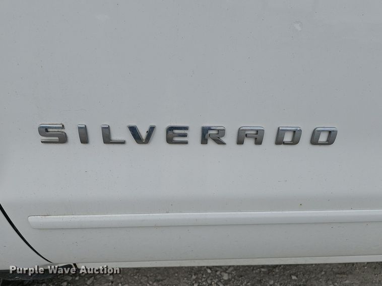 image for item DK0556 2015 Chevrolet Silverado 1500   Double Cab pickup truck