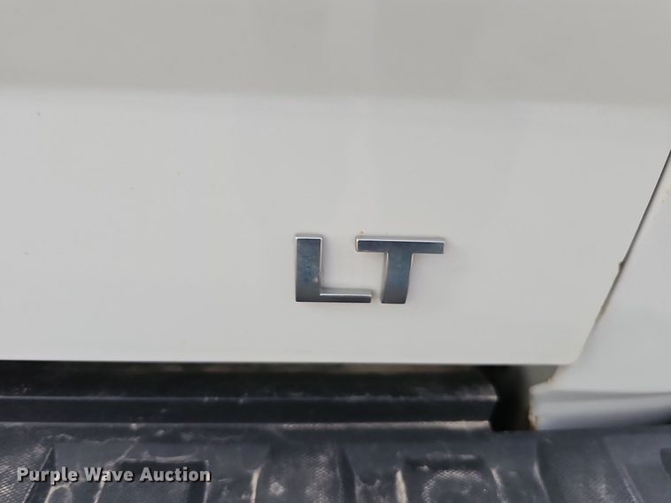 image for item DK0556 2015 Chevrolet Silverado 1500   Double Cab pickup truck