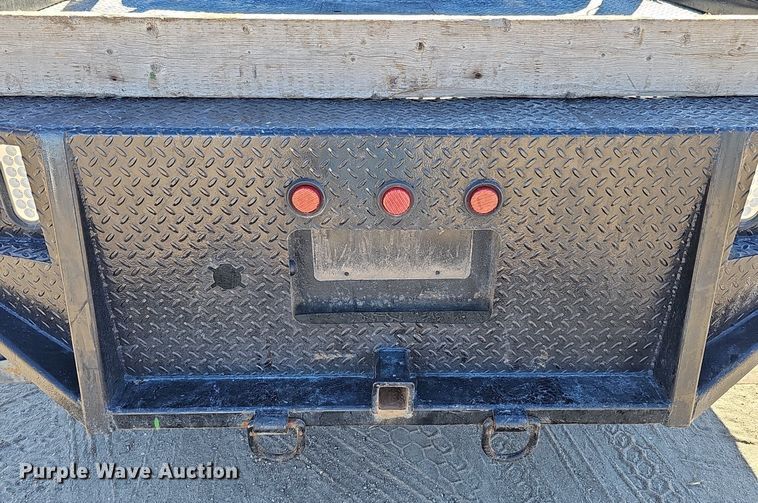 image for item DK0571 2004 Chevrolet Silverado 1500 Ext. Cab flatbed pickup truck