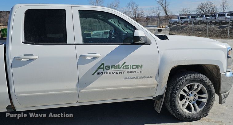 image for item DK0593 2018 Chevrolet Silverado 1500 Double Cab pickup truck