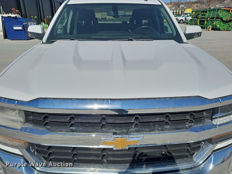 image for item DK0593 2018 Chevrolet Silverado 1500 Double Cab pickup truck