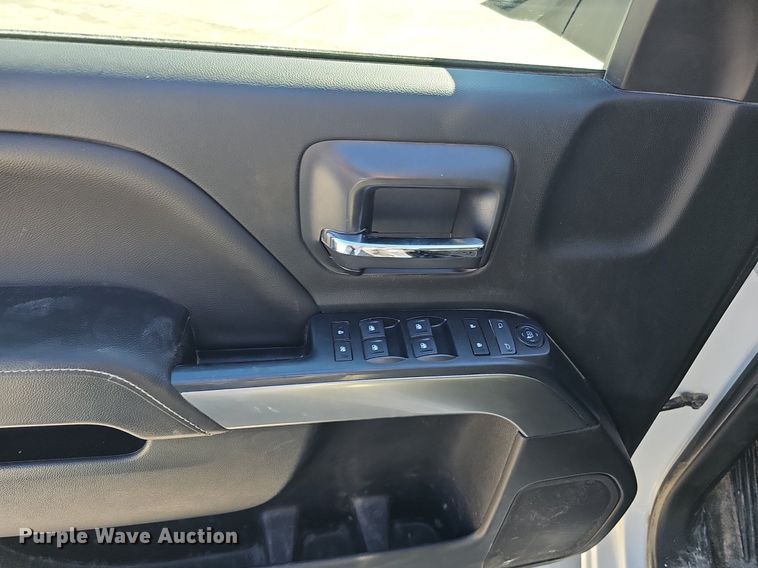 image for item DK0593 2018 Chevrolet Silverado 1500 Double Cab pickup truck