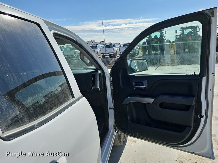 image for item DK0593 2018 Chevrolet Silverado 1500 Double Cab pickup truck