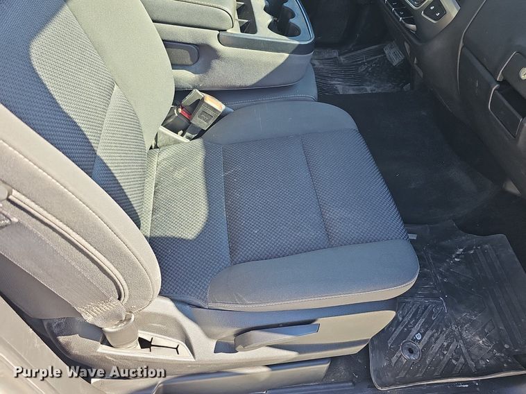 image for item DK0593 2018 Chevrolet Silverado 1500 Double Cab pickup truck