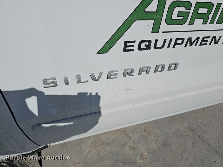 image for item DK0593 2018 Chevrolet Silverado 1500 Double Cab pickup truck