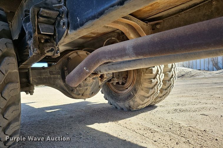 image for item DK0606 1979 Ford 800 crane truck