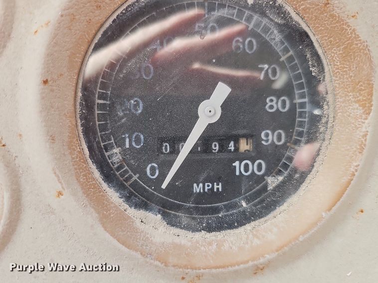 image for item DK0606 1979 Ford 800 crane truck