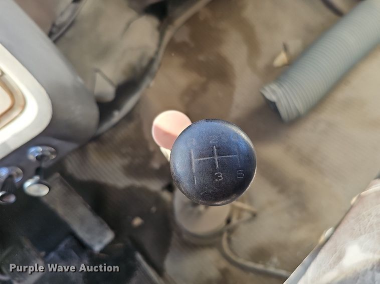 image for item DK0606 1979 Ford 800 crane truck