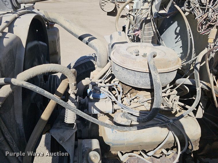 image for item DK0606 1979 Ford 800 crane truck