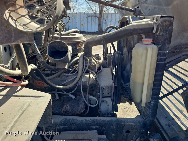 image for item DK0606 1979 Ford 800 crane truck