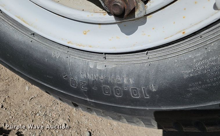 image for item DK0606 1979 Ford 800 crane truck