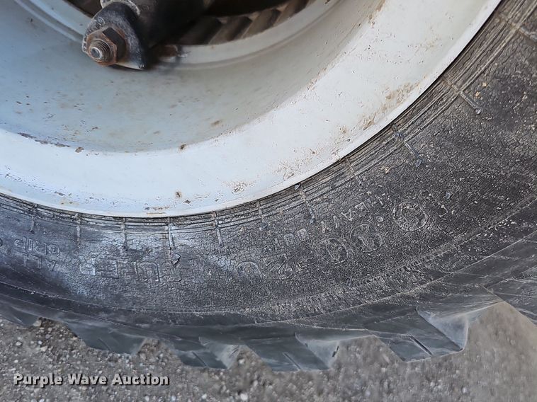 image for item DK0606 1979 Ford 800 crane truck