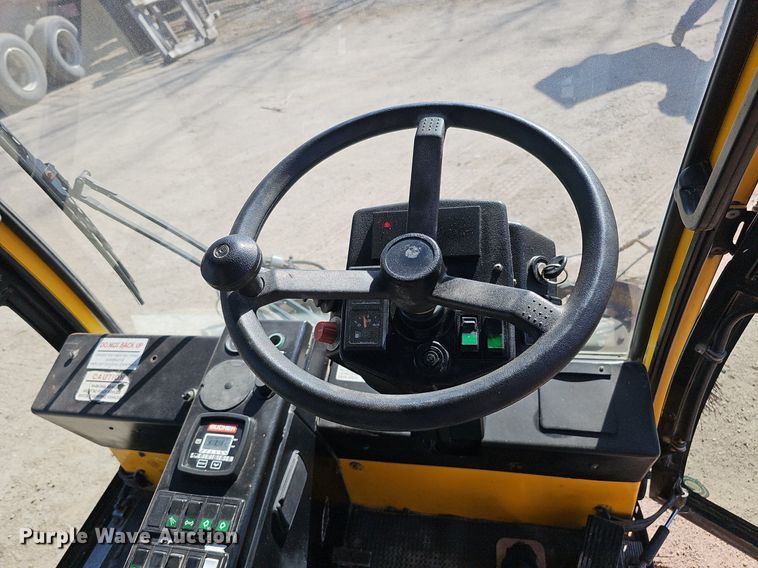 image for item DK0607 Bucher CC 2000 street sweeper