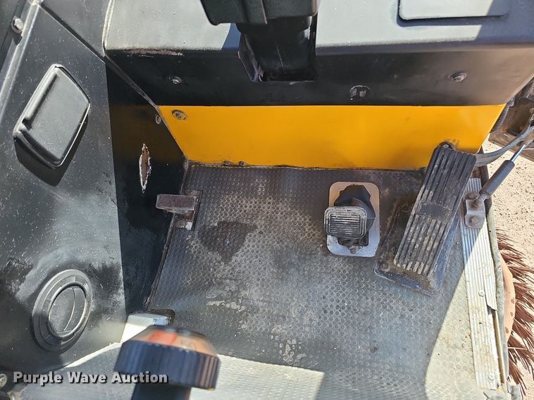 image for item DK0607 Bucher CC 2000 street sweeper