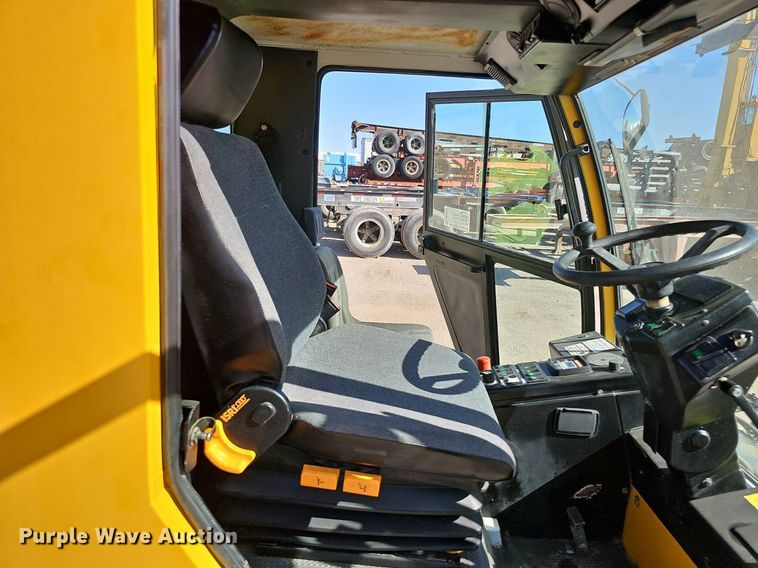 image for item DK0607 Bucher CC 2000 street sweeper