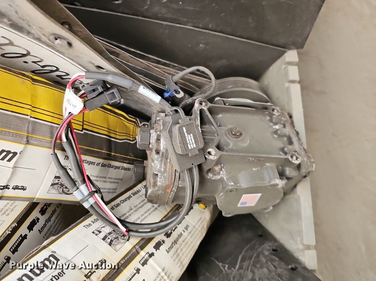 Truck and trailer parts in Omaha, NE Item DK0609 for sale Purple Wave