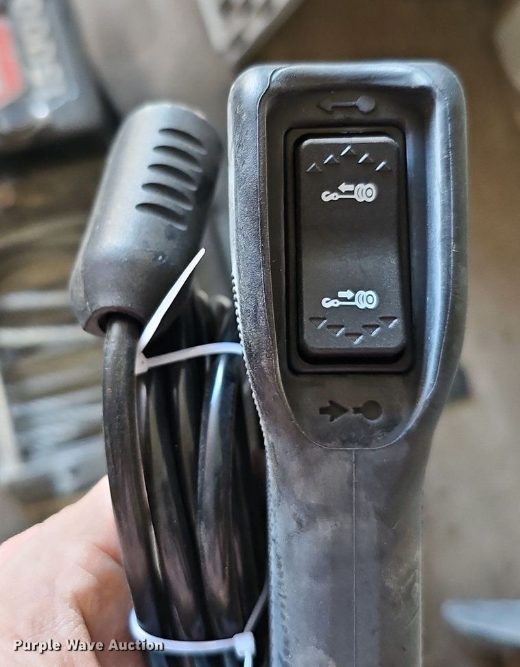 image for item DK0613 Warn 15000 winch