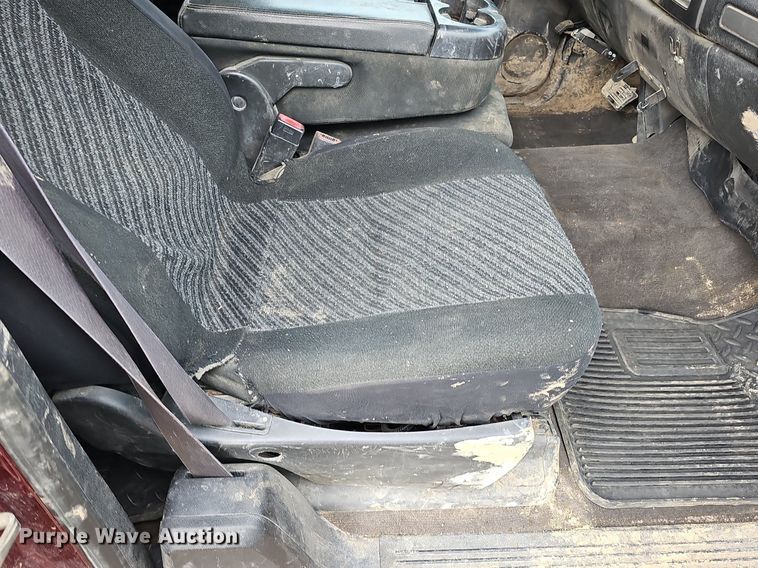 image for item DK0615 2013 Chevrolet Silverado 1500 Ext. Cab pickup truck