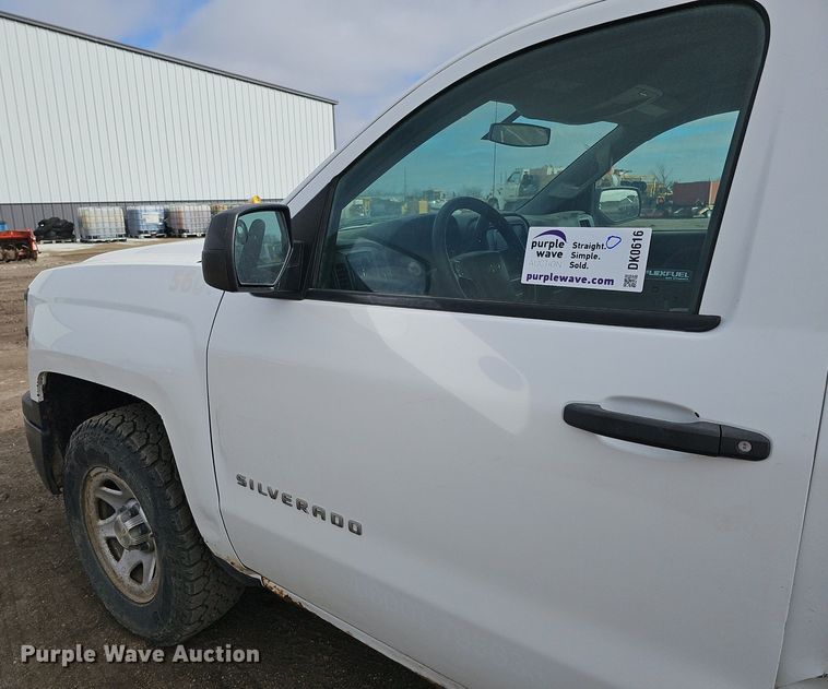 image for item DK0616 2014 Chevrolet Silverado 1500 pickup truck