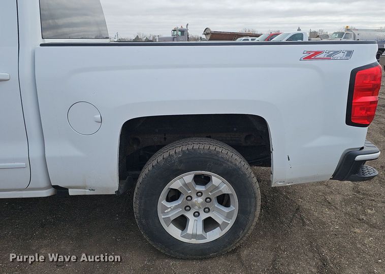 image for item DK0619 2017 Chevrolet Silverado 1500 Crew Cab pickup truck