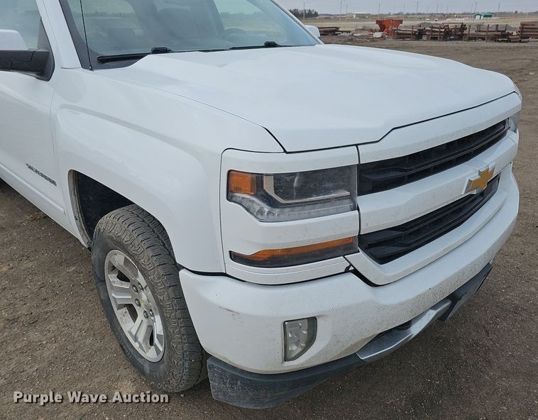 image for item DK0619 2017 Chevrolet Silverado 1500 Crew Cab pickup truck