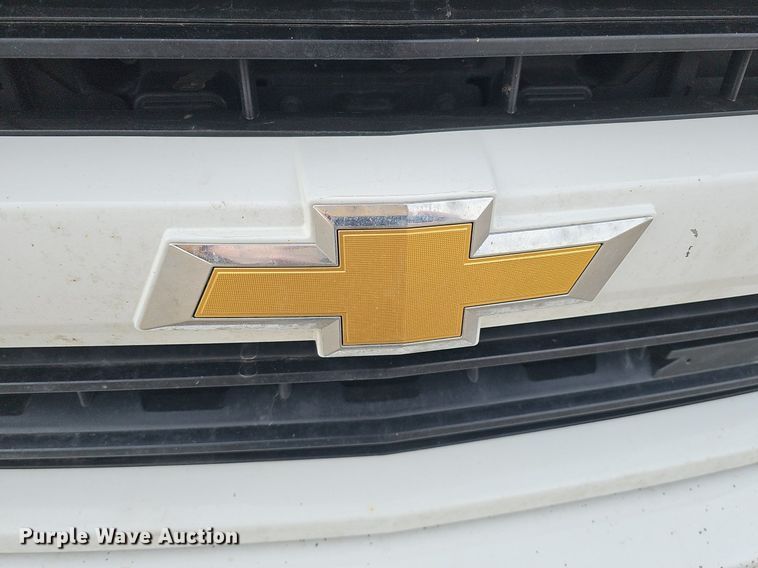 image for item DK0619 2017 Chevrolet Silverado 1500 Crew Cab pickup truck