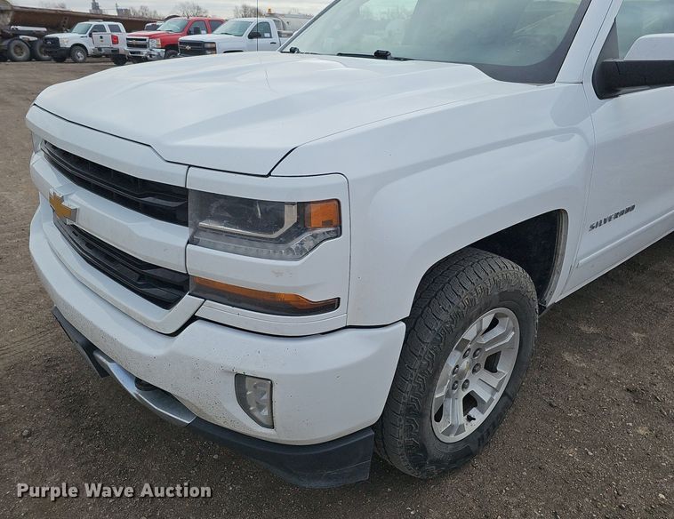 image for item DK0619 2017 Chevrolet Silverado 1500 Crew Cab pickup truck